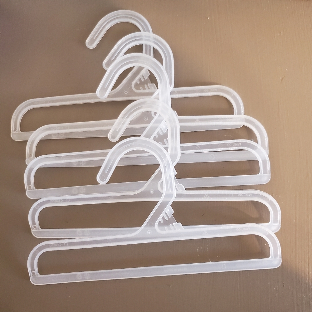 Five small plastic hangers for scarves, ties, leggings